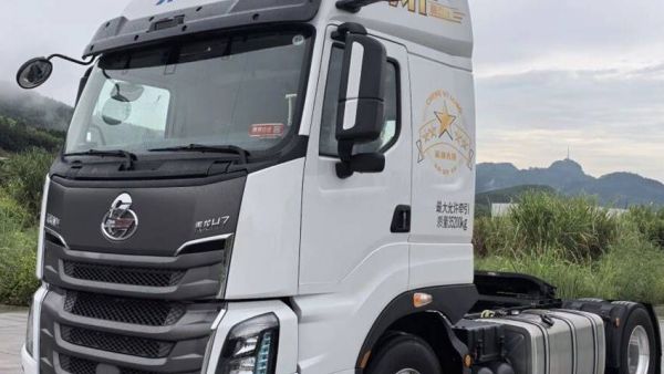 乘龙报社 | 打破国际垄断！东风柳汽联合桂林电子科技大学攻克关键技术 成果入选广西“科创首字号”重大成果