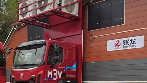 鲜乘直通车 | 年底接单爆满？装备升级，就选乘龙M3移动宴席车