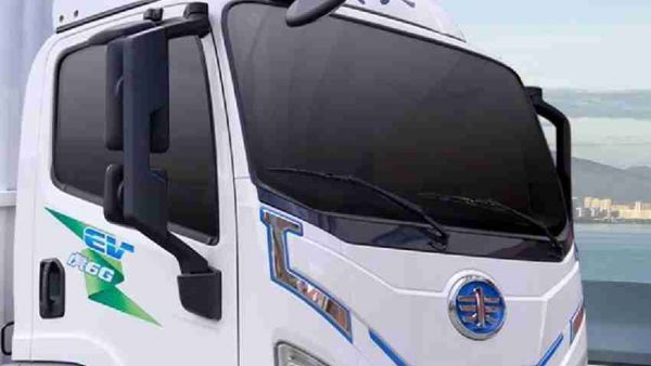 跑城配，就「要」这款！