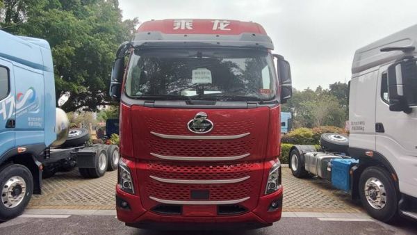 鲜乘直通车 | 让乘龙H7 Pro LNG牵引车为创富心愿加满底气