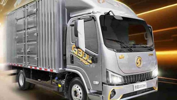 【明星产品】全新一代康明斯2.5L/3.0L发动机动力经济双优选！陕汽德龍G300Pro高效省心赚多金！