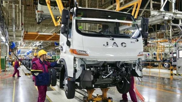 开工即高产 起步即冲刺｜商用车制造事业部马力全开，以奋斗之姿启航“十五五”