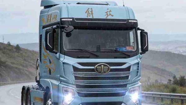 全能体质看鹰途，既能防“潮”又抗“冻”