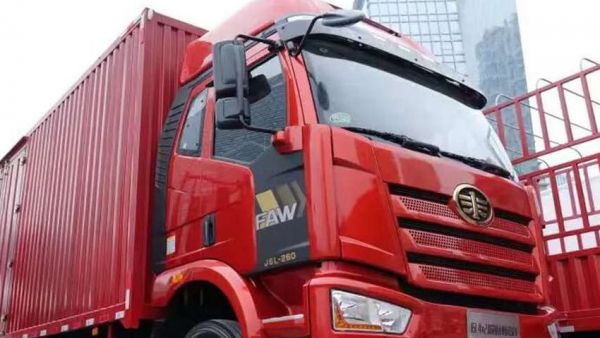 车上有个“精装房”？J6L精英版让长途也有归属感