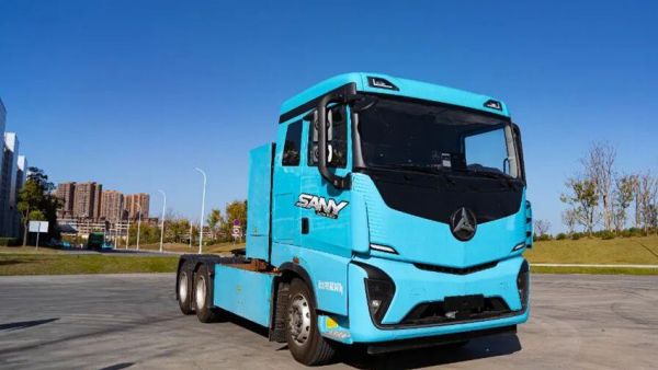 行业新标杆！三一SE882，刷新行业量产最大电量纪录