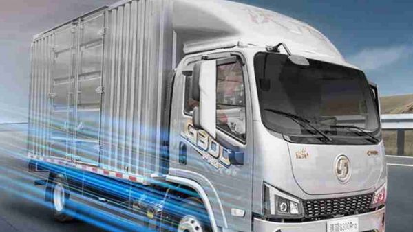 【明星产品】全新一代康明斯2.5L/3.0L发动机强劲高效低油耗！陕汽德龍G300Pro干活不挑全拿下！