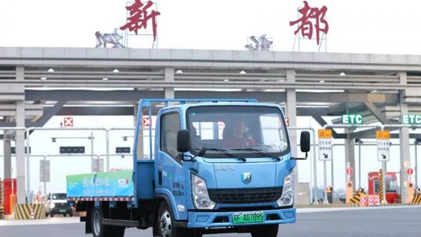 真场景 敢实测 潍柴蓝擎X3树立新能源小卡新标杆！