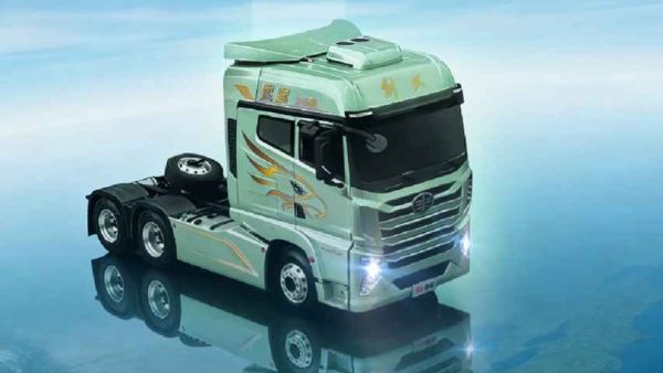 不拼价格拼实力！鹰途给重卡出海树标杆