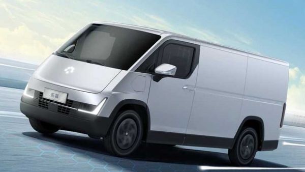 让每一公里 “物超所值”丨福田卡文乐福与奋斗者的双向定义