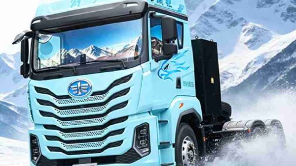 跟着鹰驰“趣”闯荡