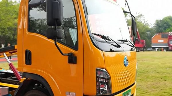 鲜乘直通车 | 能拉能跑还省心，乘龙翼威2新能源清障车凭什么是“实力派”？