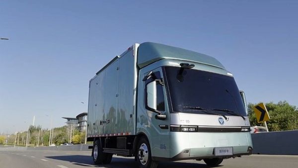 柴油破8元! 货运成本持续增加，用这些车一年至少可省8万?