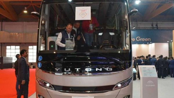 2025Busworld客车展｜挑战欧洲豪华大巴，荣获“最佳客车”大奖！宇通T14E纯电动旅游巴士到底强在哪里？