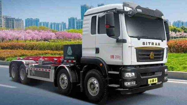 “双碳”攻坚！汕德卡新能源环卫车，城市清洁卷出新高度！