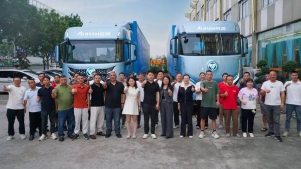 欧曼银河全球价值品鉴之旅（纯电篇）：驰骋粤港 实力诠释场景适配