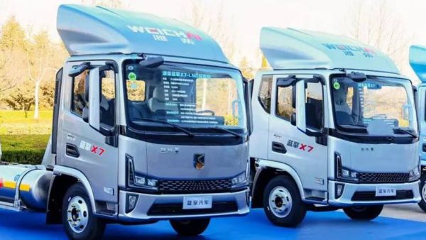 双星闪耀山城！潍柴蓝擎X7超混/LNG轻卡正式上市，续航省钱都出色！