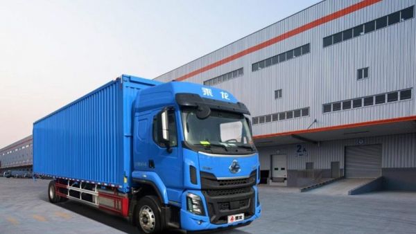 鲜乘直通车 | 日子怎么可能跟谁过都一样！乘龙H5纯电大单桥让你告别“精打细算”，把奔波变稳赚