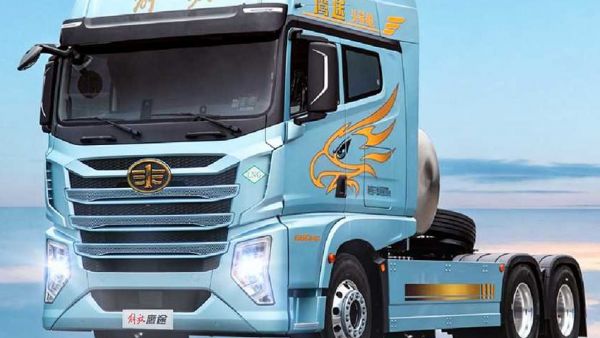 开鹰途的人，先享受世界！