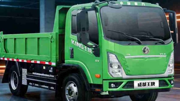 纯电劲行，地库畅跑，重汽王牌V1-X EV地库王！