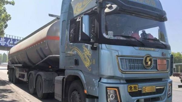 【客户故事】危化品运输“稳”当先，龙骁（X5000C）+西安康明斯M10一路安心相伴