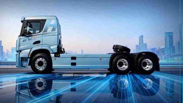 【极智电驱】H6000E底置换电重卡 轻量省电  极速赚钱