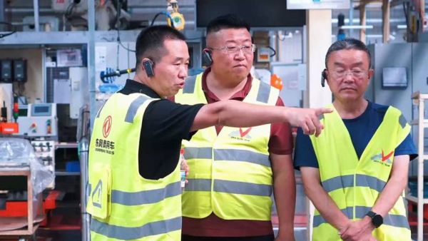 匠心筑品质 携手启新程｜济宁汶上客户代表莅临东风龙擎考察交流