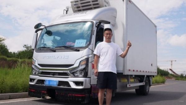 用车两个月后又买一辆！任师傅认准全新一代领航G6-LNG气体机