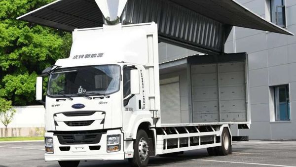 创富优选丨自带出色基因，庆铃EVF纯电18吨物流车“搞钱新利器”