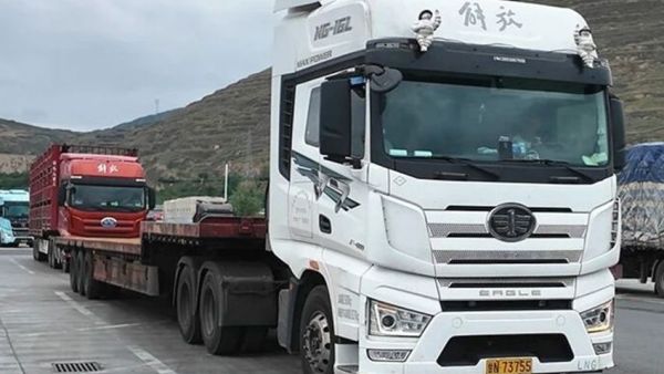 知芯荟｜28个月，64万公里！甘肃卡友马正华的“人停车不停”