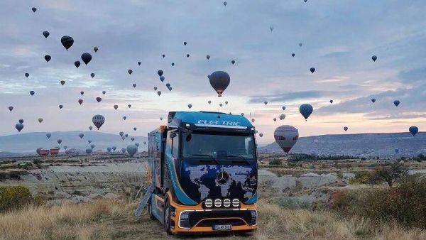即将进入中国：奔驰eActros 600完成世界之旅首段重要行程