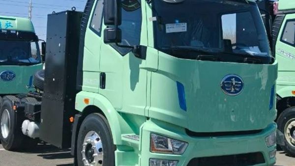 J6L纯电电驱箱牵引子车：把运营做成“省心账”