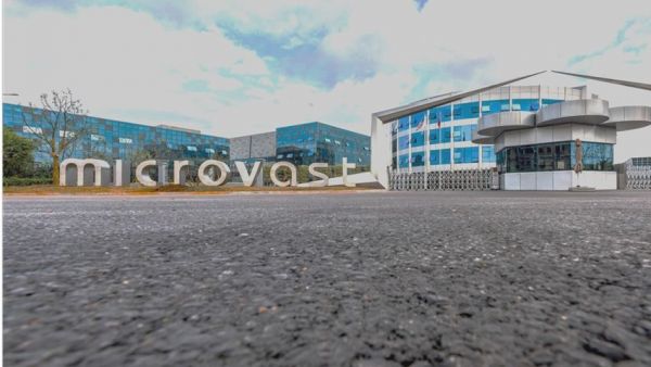 芯力量破局混动赛道 微宏动力携手北京重卡开启绿色运输新篇