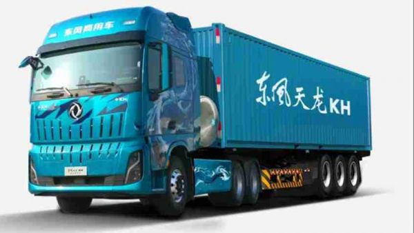 登场即获赞！来看东风天龙KH&东康Z15N FE为何如此受欢迎