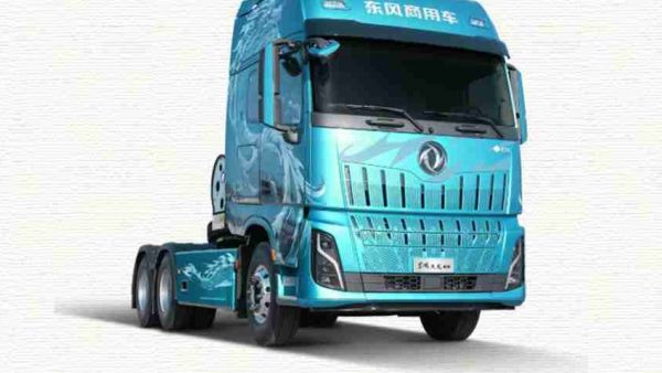 “安静，有劲，靠得住！”穿越5500公里，东风天龙KH成为新疆用户安心创富的信赖之选