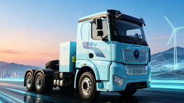 全新平台M5000E纯电牵引，舒适大卧铺，动力省电双在线！