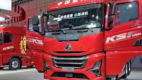 2026中国重汽年会重磅车型抢先看，每一款配置都硬核！