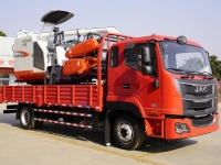 卡车司机是他们的第二职业，走进“现代麦客”的世界