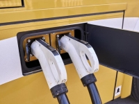 助力湖州“公交一体化”——记微宏新型钛酸锂电池运营一周年