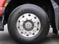 如何避免轮毂过热及可能引发的安全问题？