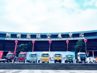 向全球输出中国品质 乘龙全系产品亮相汽博会
