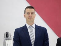 追求最佳TCO，康迈创新、可靠齐头并进