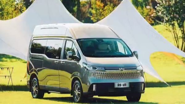 上汽大通MAXUS新途V70发布活动精彩瞬间