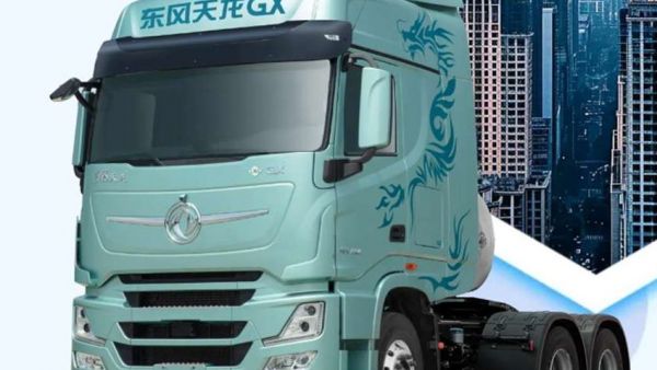 东风天龙GX 智驾版牵引车高效全勤,智享无忧!