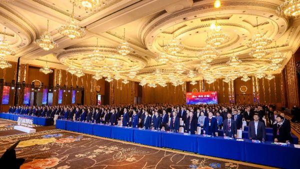 强信心 铸可靠 谋共赢!东风商用车2025年度合作伙伴大会成功召开!